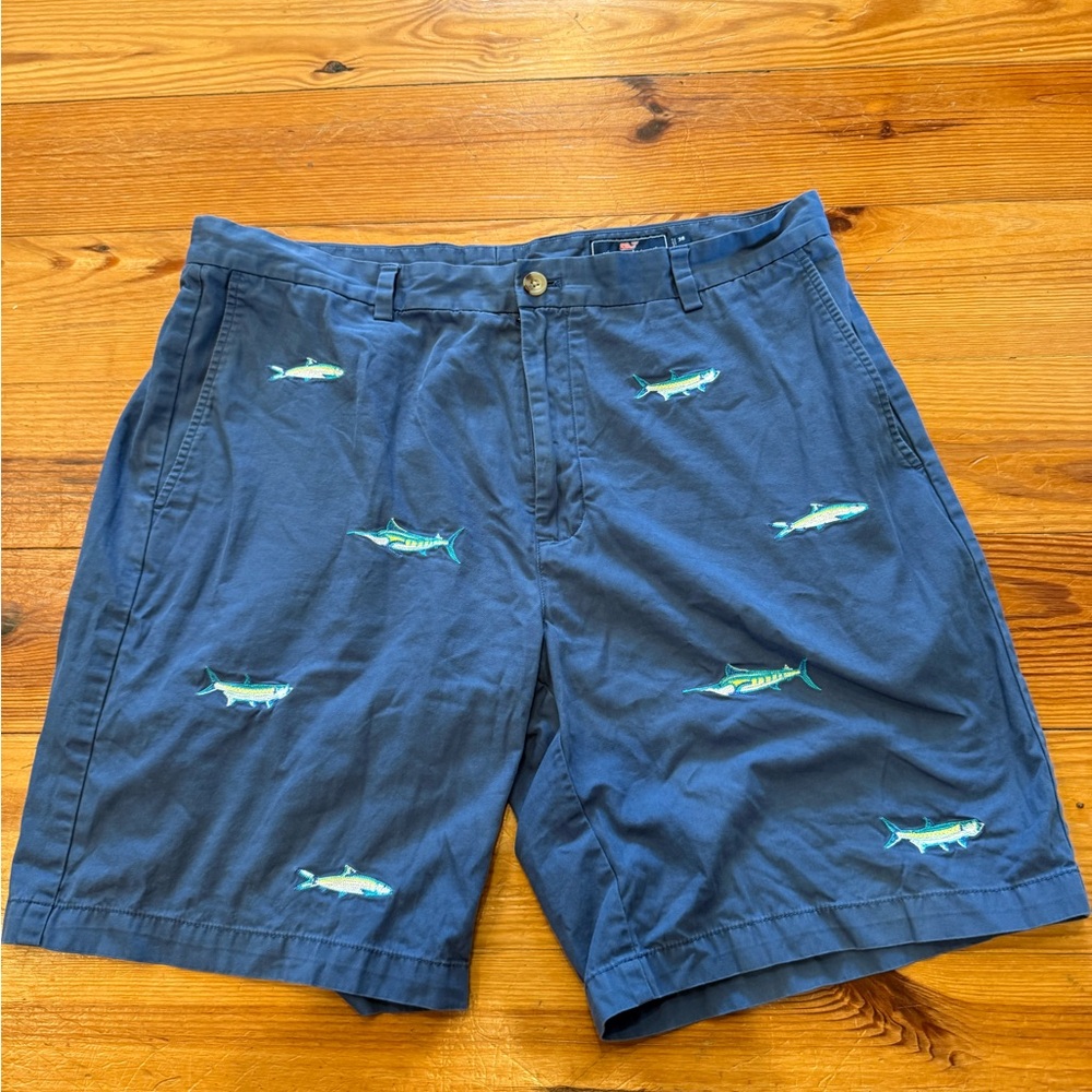 Vineyard Vines Blue Fish Embroidered Men's Shorts